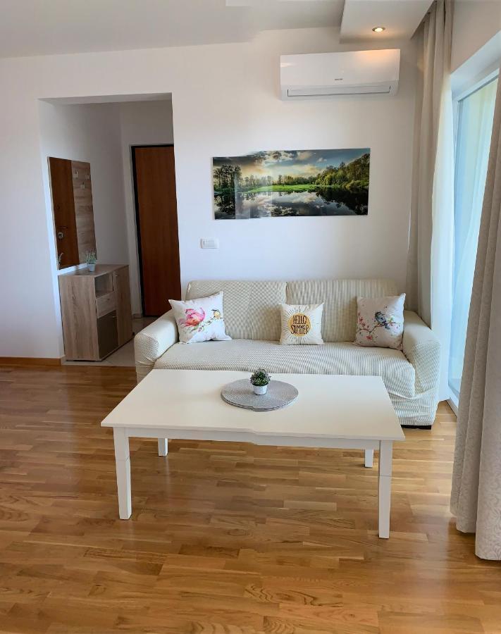 The Magic Sea View Apartments บุดวา ภายนอก รูปภาพ
